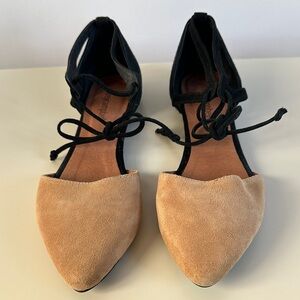 Jeffrey Campbell Enamored suede flat nude and black suede Size 6